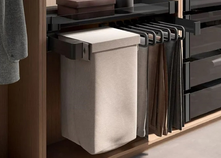 КОМПЛЕКТ Мешок для белья 450 мм Конеро W 860-920 мм, D 475 мм; мешок широкий 1 шт; вешалки 6 шт; черный Kessebohmer | официальный магазин